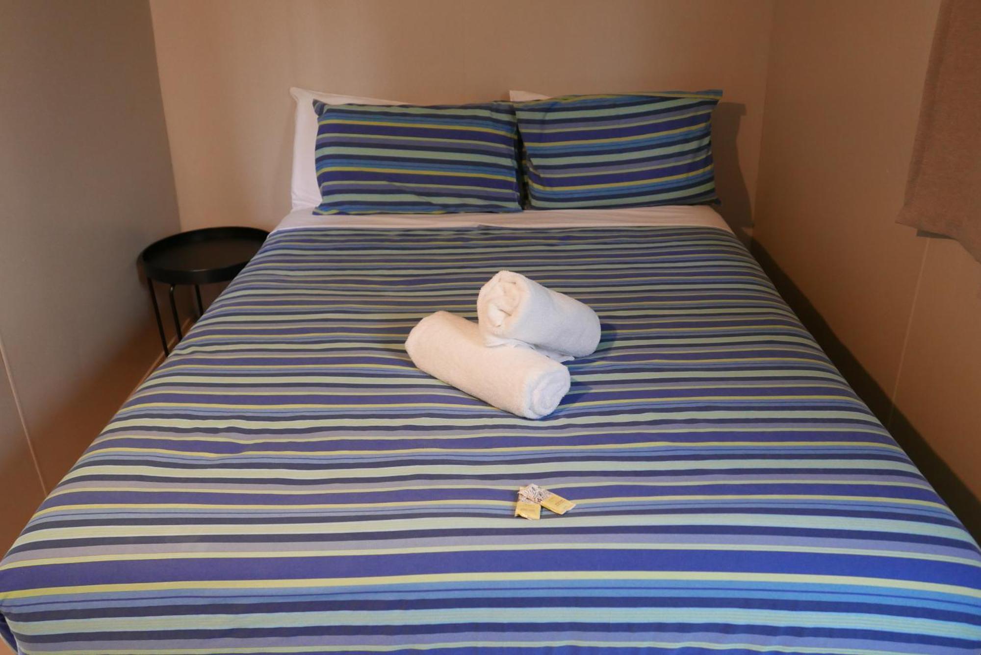 Ahipara Holiday Park Room photo