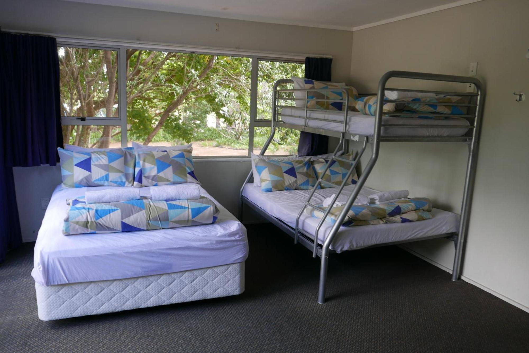 Ahipara Holiday Park Room photo